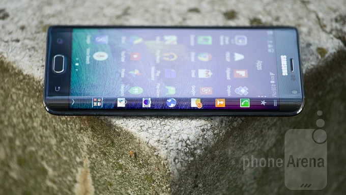 Điểm mặt các smartphone “RAM 4GB” trong năm 2015 ảnh 4 Điểm mặt các smartphone “RAM 4GB” trong năm 2015 ảnh 4